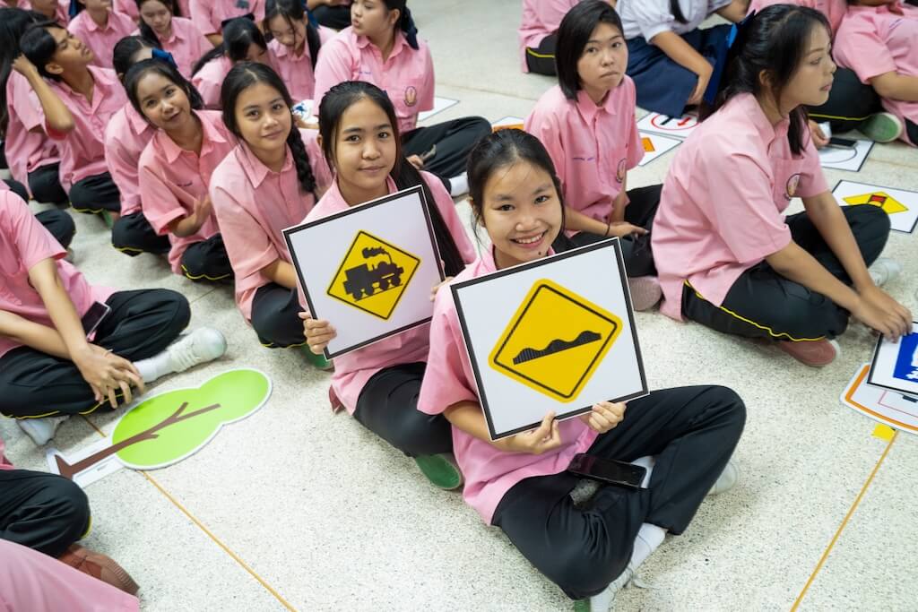 จากโชว์รูมสู่ถนนจริง โปรแกรมความปลอดภัยถนนยุคใหม่กำลังสอนคนทั้งชุมชน