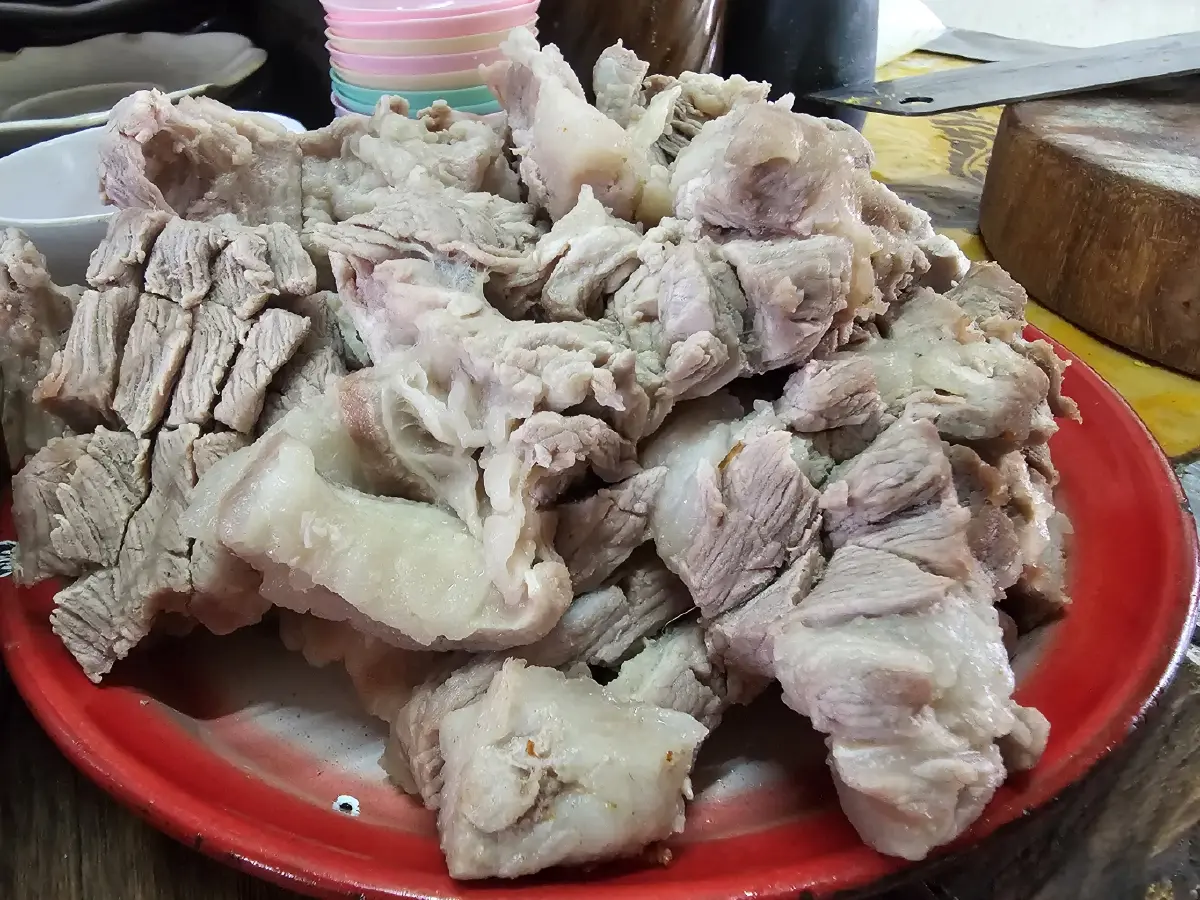 ข้าวต้มกุ๊ยตรอกโรงโคม สูตรแต้จิ๋วโบราณในตำนาน 50 ปี