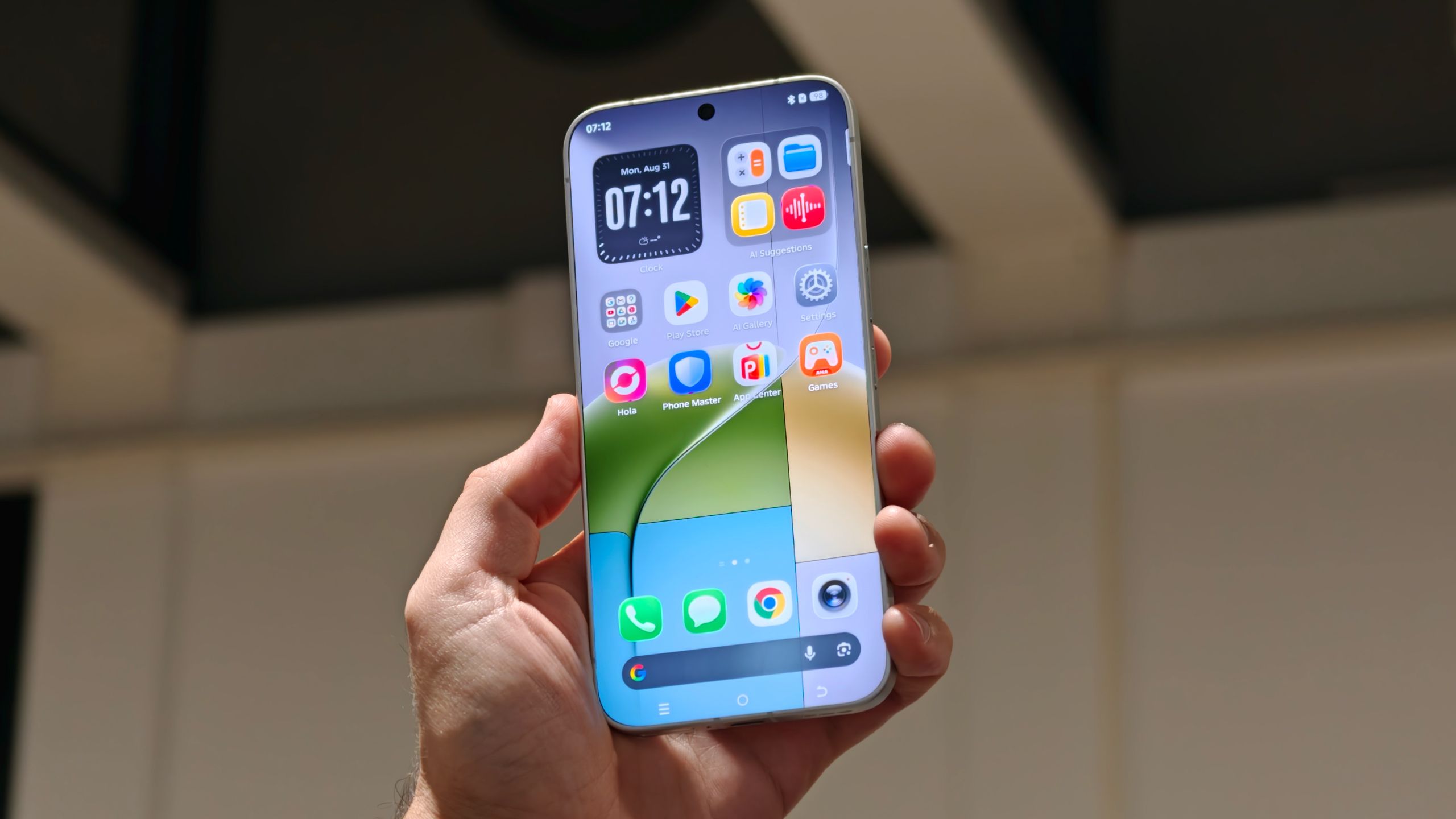 ศึก Pro Max Flagships เดือนกันยา เลือก iPhone หรือพับจอ Android ดี