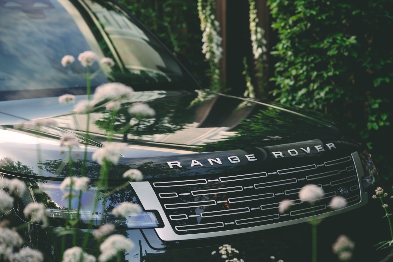 Range Rover Electric ระยะวิ่ง 600 กม. กับนิยามใหม่ของ SUV ไฟฟ้าหรู