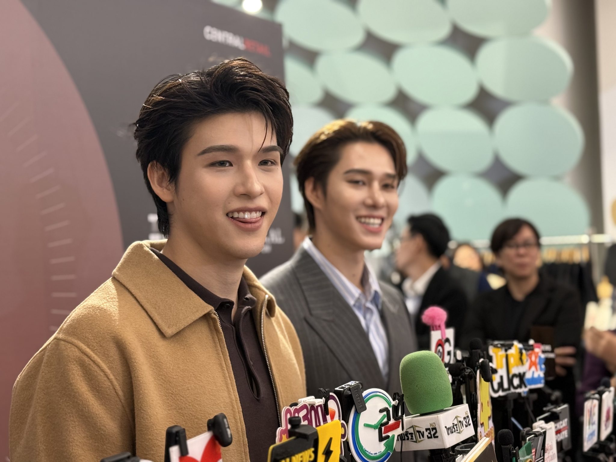 ทัวร์คอนเสิร์ตนักร้องไทยบุกตลาดโลกจากลาตินอเมริกาถึงอเมริกา