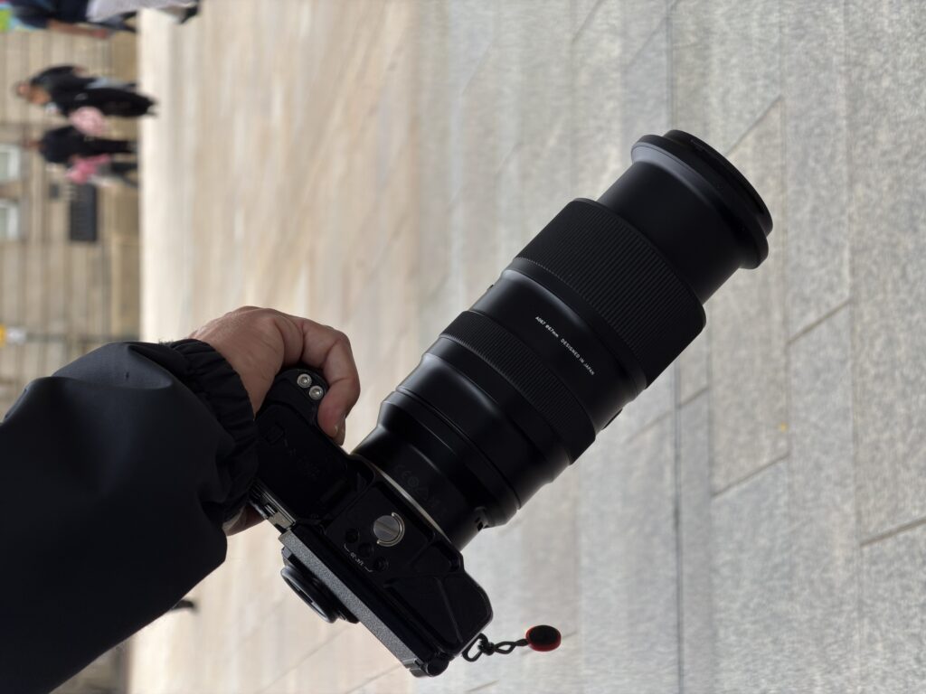 ศึกเลนส์ซูมระยะยาว Tamron 50-400mm ปะทะ LK Samyang 60-180mm f/2.8 เลือกตัวไหนคุ้มกว่า