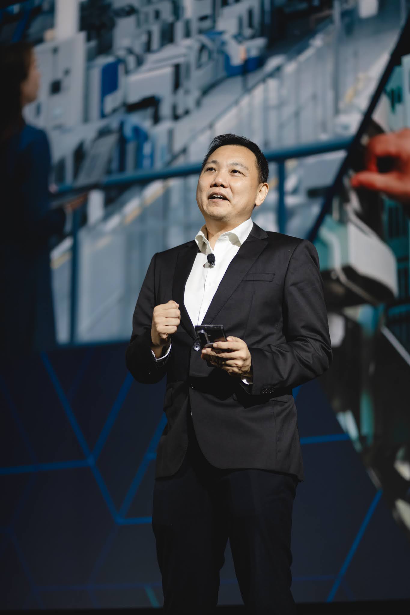 ศูนย์ข้อมูล AI และการผลิตอัจฉริยะขับเคลื่อนด้วยความร่วมมือโครงสร้างพื้นฐาน