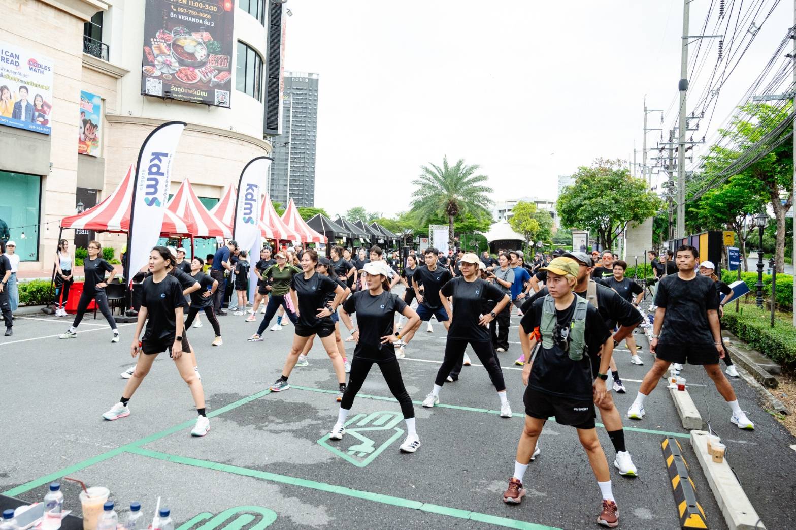The Crystal Run Club ชมรมวิ่งในศูนย์การค้าที่กำลังเปลี่ยนภาพลานช้อปปิงให้เป็นสนามวิ่ง