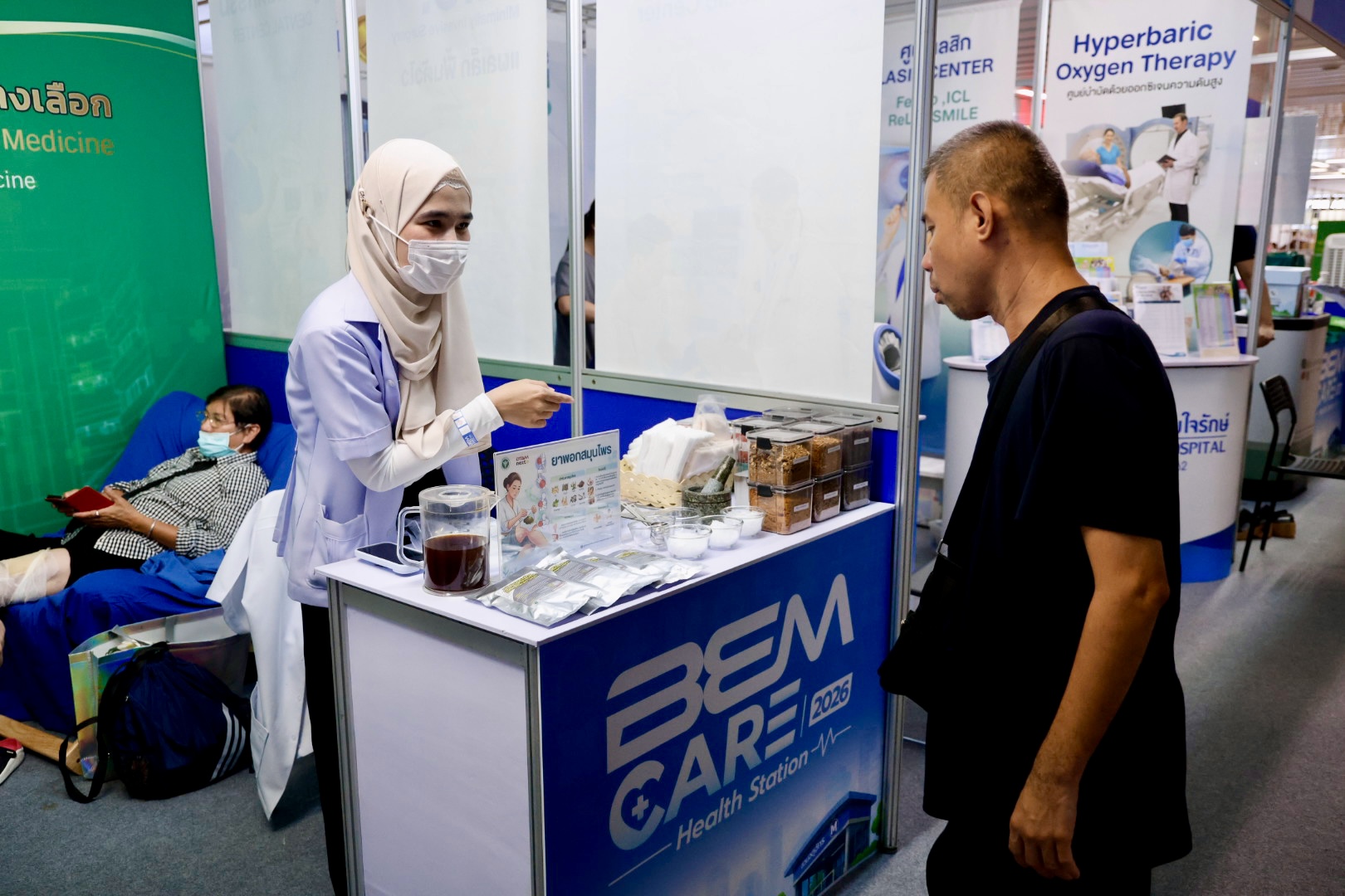 สถานีสุขภาพ BEM Care เปลี่ยน MRT เป็นจุดตรวจสุขภาพฟรีเพื่อคนเมือง