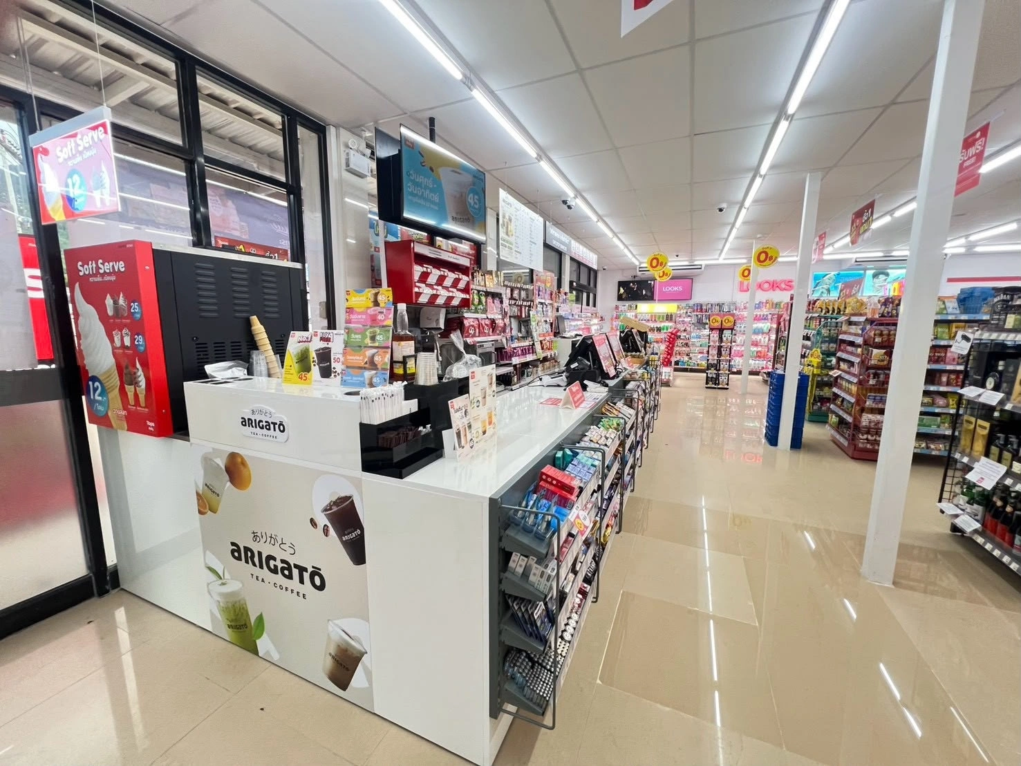 ท็อปส์ เดลี่ เกาะช้าง ไฮบริดรีเทลที่เปลี่ยนร้านสะดวกซื้อท่องเที่ยวให้เป็นโครงสร้างพื้นฐานบนเกาะ