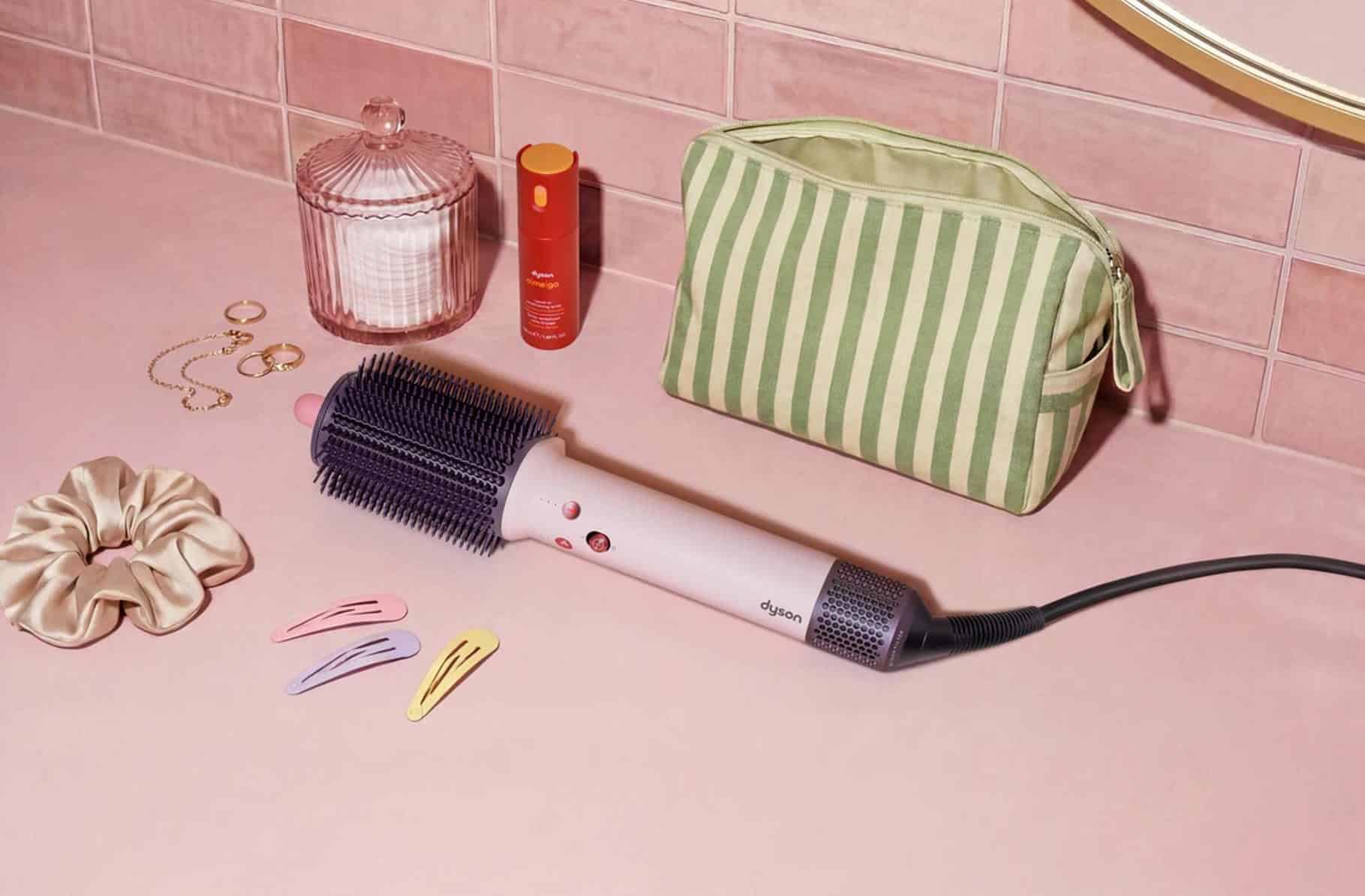 Dyson Airsmooth และ Corrale CoolShine ยกระดับการจัดแต่งผมที่บ้าน
