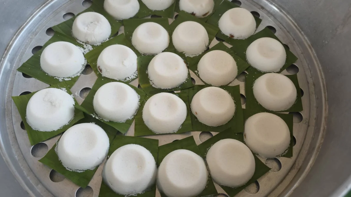 ขนมดัวร์บุรีและขนมปูตูปีริง มรดกขนมสตูลที่ฟื้นคืนชีวิต