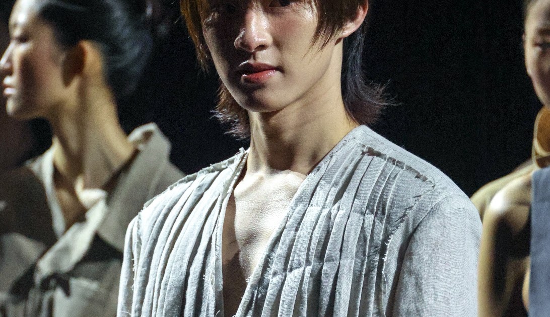 เมื่อไอดอล K-Pop ก้าวสู่รันเวย์ Seoul Fashion Week