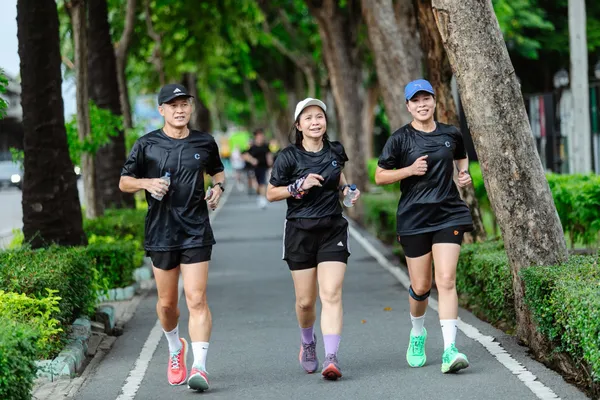 The Crystal Run Club ชมรมวิ่งในศูนย์การค้าที่กำลังเปลี่ยนภาพลานช้อปปิงให้เป็นสนามวิ่ง