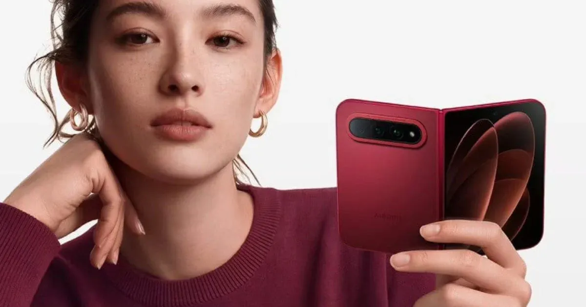 Xiaomi 18 Fold vs Galaxy Z Fold และ iPhone Ultra เลือกมือถือจอพับตัวคุ้ม