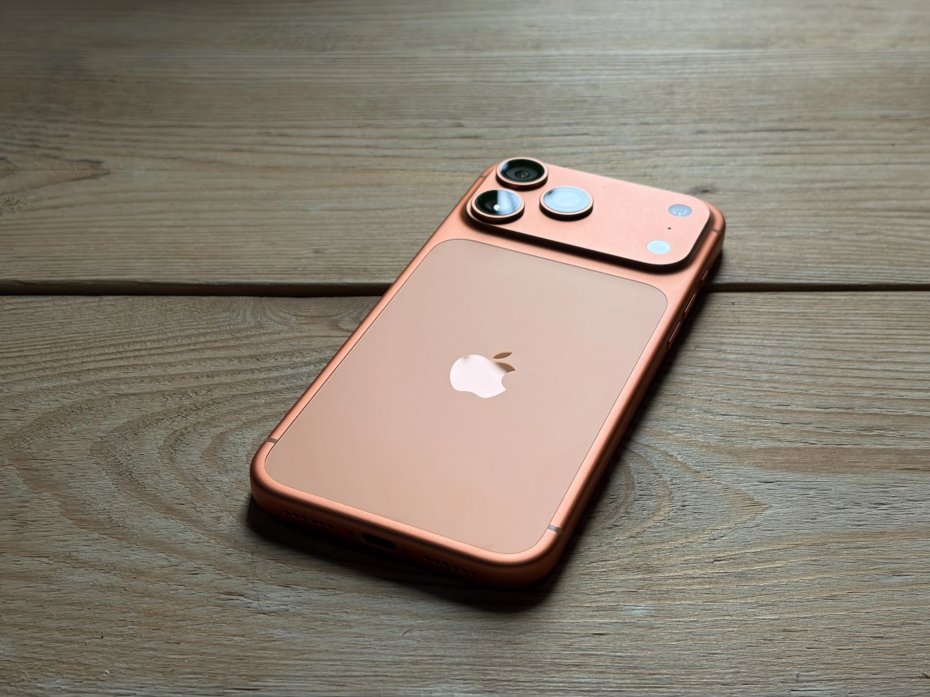 iPhone 15 Pro Max ยังคุ้มไหม เมื่อใช้จริงครบปี