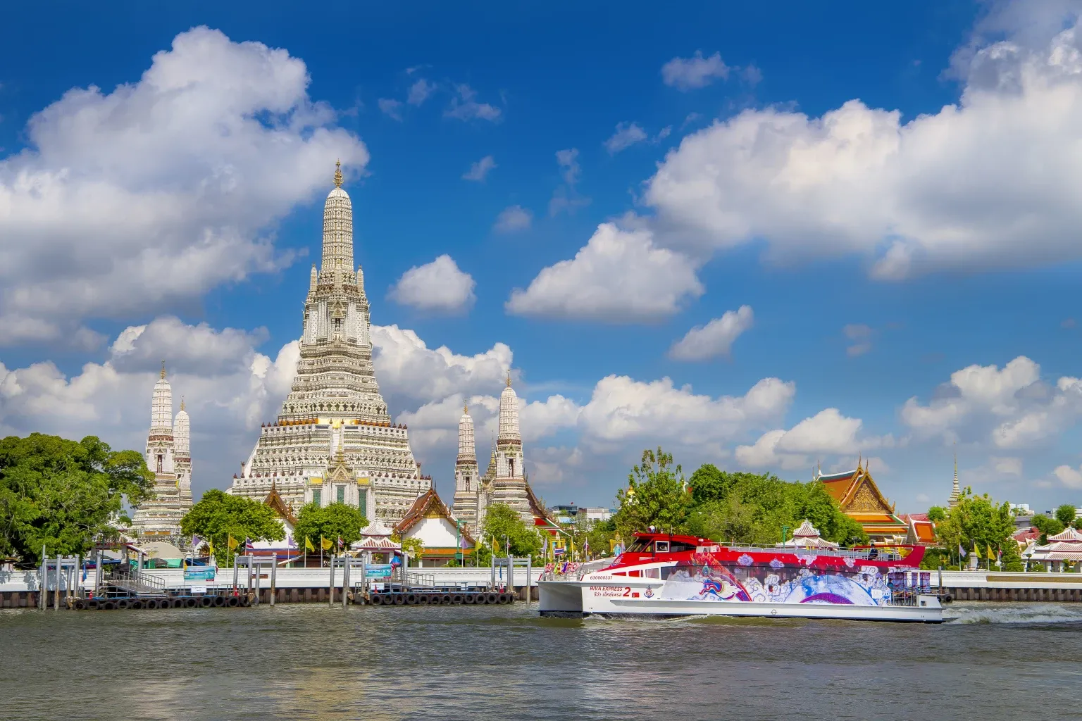นักท่องเที่ยวต่างชาติไทยแตะ 21 ล้าน คนเดินทางต้องอ่านเกมฟื้นตัวให้ออก