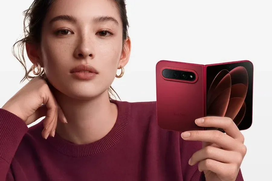 Xiaomi 18 Fold มือถือพับได้สเปกเรือธงที่ตั้งใจเป็นเครื่องทำงานและกล้องโปร