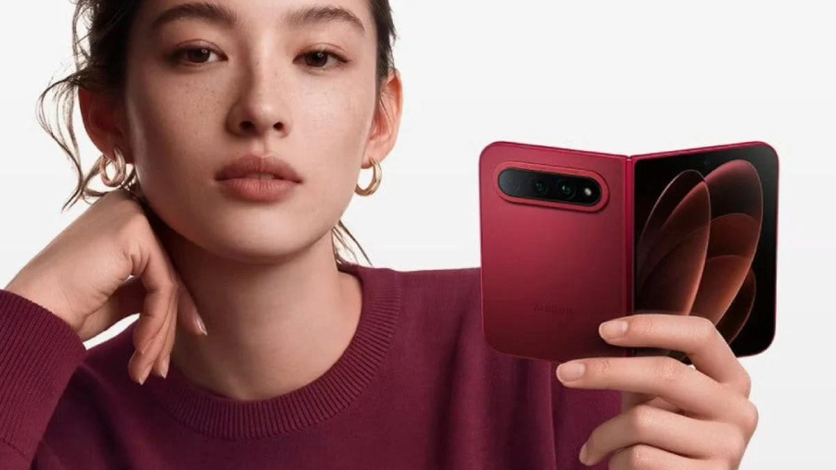 Xiaomi 18 Fold มือถือจอพับ Mid-Fold ที่ตั้งใจชนเรือธงจอแบน