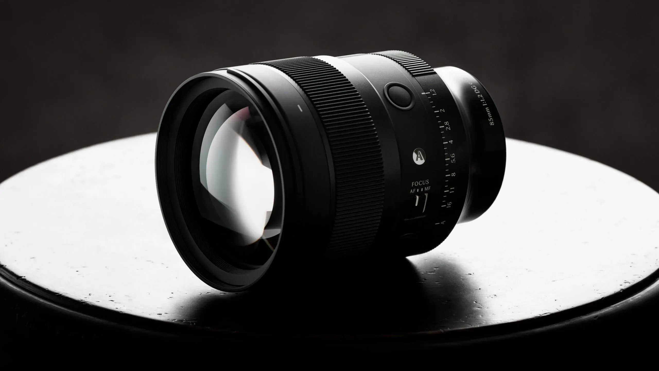 Sigma 85mm f/1.2 DG Art เปลี่ยนเกมเลนส์พอร์เทรตไวแสง