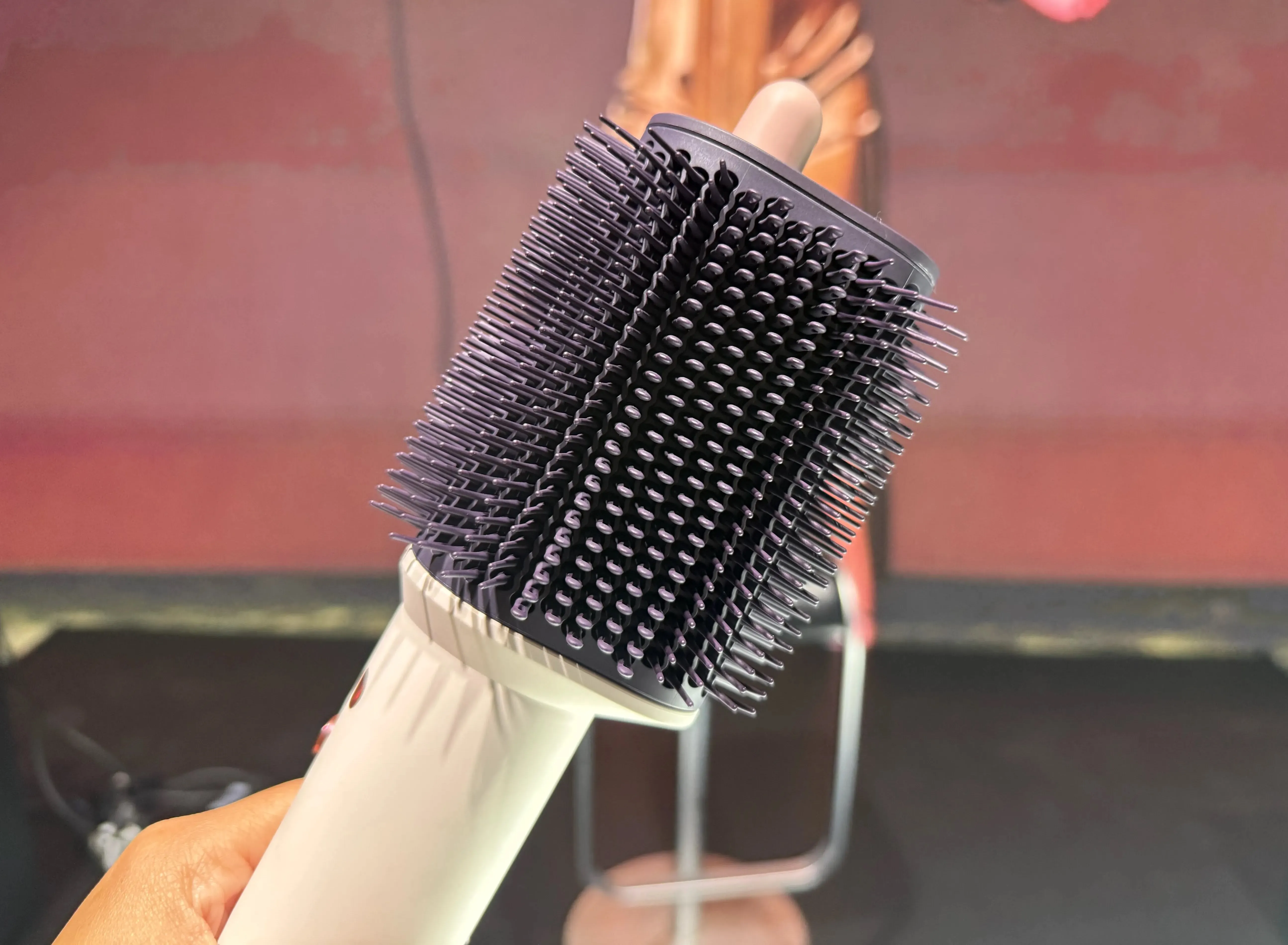 Dyson Airsmooth vs Corrale CoolShine เลือกเครื่องจัดแต่งผมใหม่รุ่นไหนดีที่สุดสำหรับผมคุณ