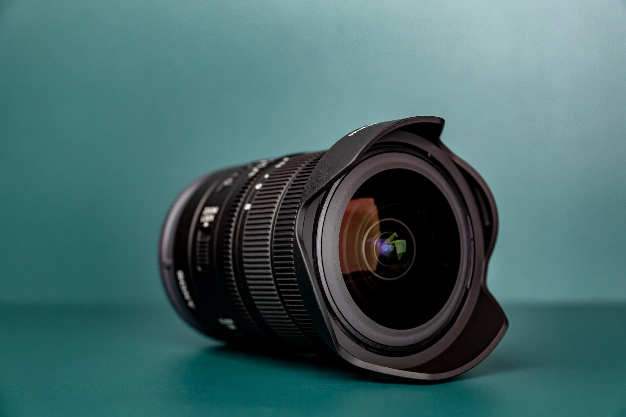 Sony FE 8-14mm Fisheye G เลนส์ฟิชอายซูมตัวจิ๋วที่เปิดมุมมองยักษ์