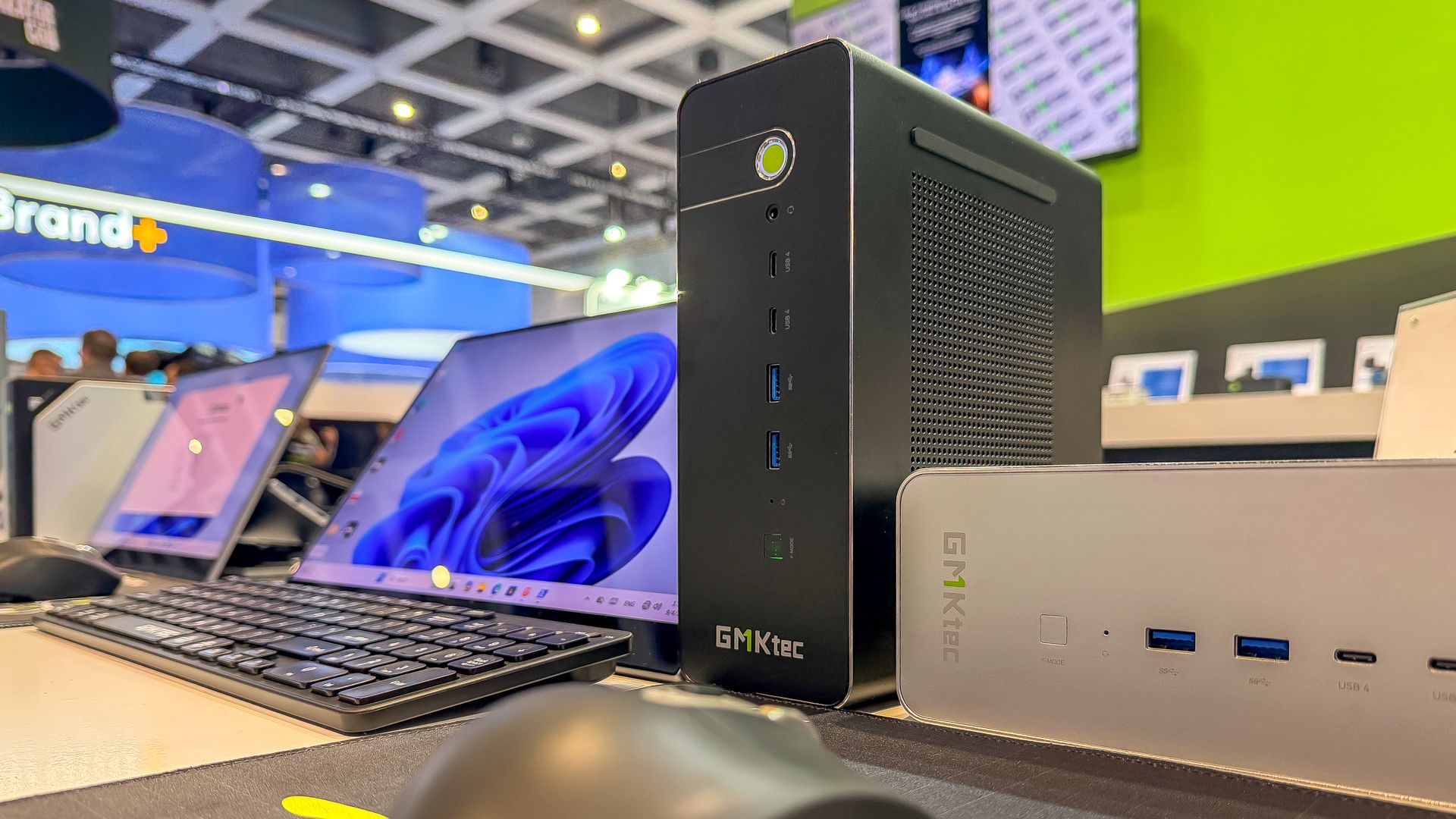 mini PC 192GB RAM ยุคใหม่ เปลี่ยนโต๊ะทำงานให้เป็นสถานี AI ขนาดจิ๋ว