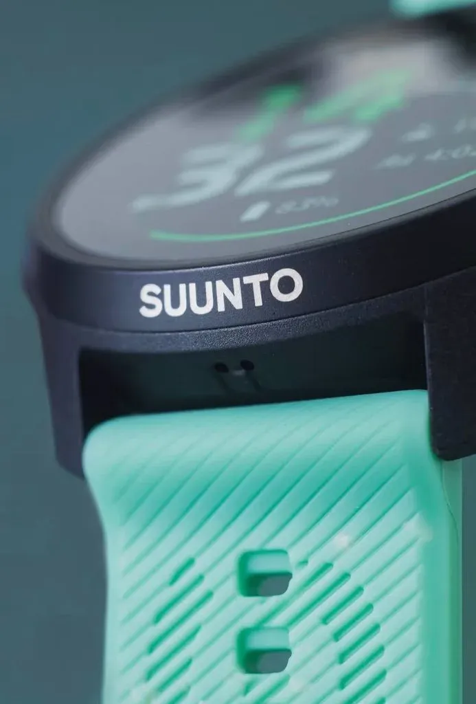 รีวิว SUUNTO Run 2 นาฬิกาวิ่ง GPS น้ำหนักเบา จอ AMOLED สว่างจัด