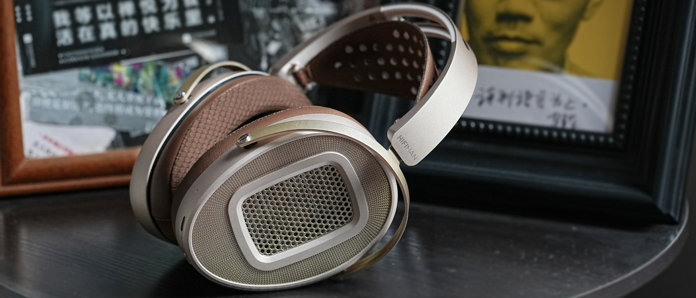 ศึกหูฟังไร้สายพรีเมียม HIFIMAN HE1000 WiFi ปะทะ Astell & Kern HC5