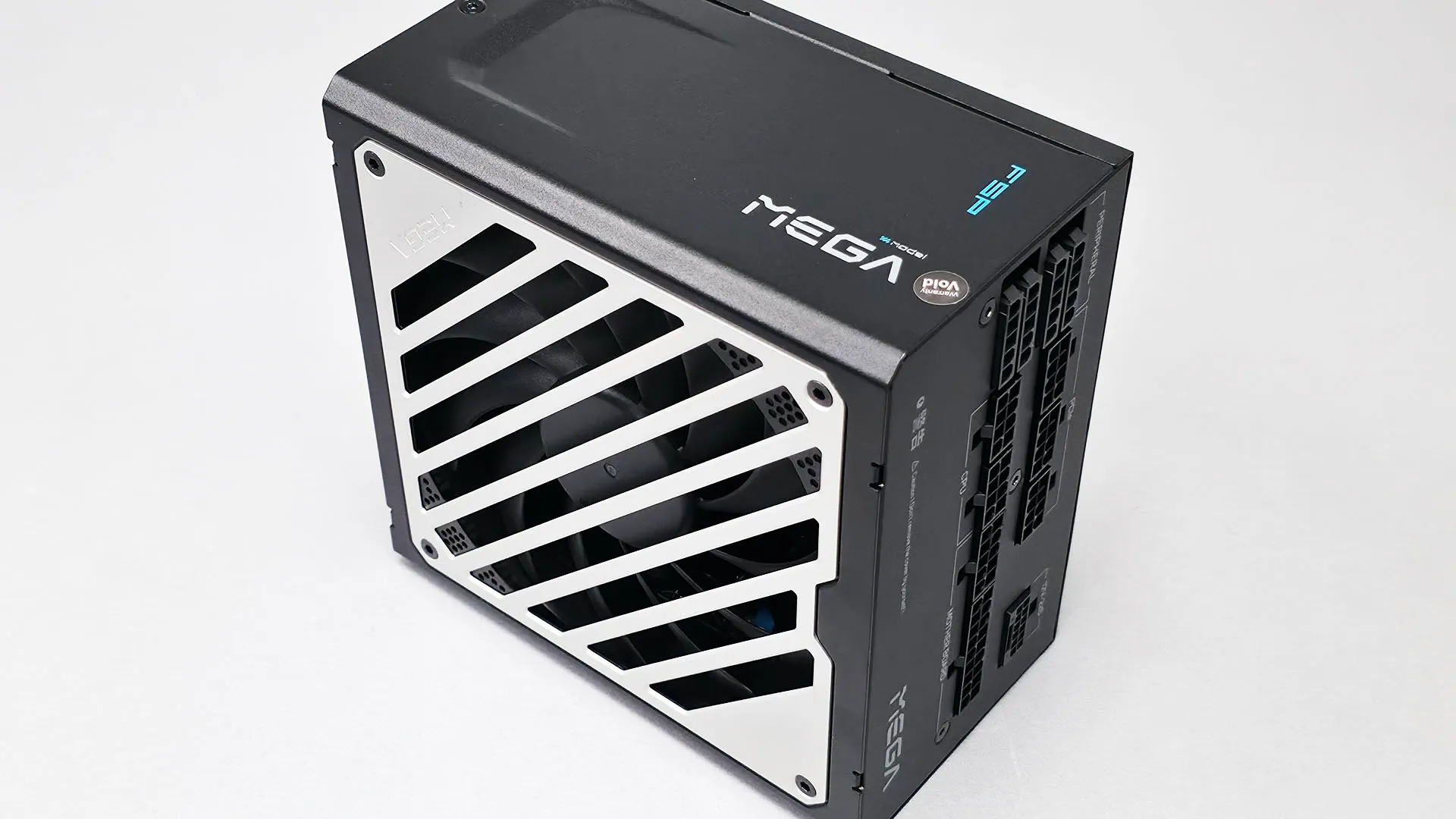 ทำไม 80+ Platinum PSU ยังไม่พอ และเหตุผลที่ Cybenetics สำคัญกว่า