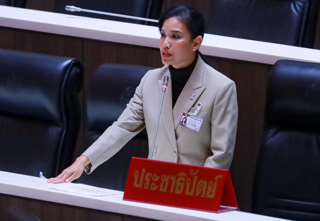 งบแท็บเล็ตโรงเรียน 1.7 หมื่นล้านที่ทิ้งเด็กชนบทไว้ข้างหลัง