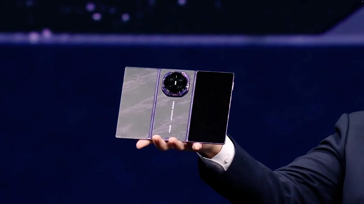 Huawei Mate XT2 มือถือจอพับสามทบที่ยกระดับทั้งความเป็นส่วนตัวและความทนทาน