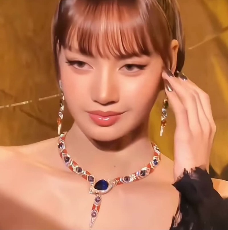 จากเจ้าหญิงถึงสายเฟียร์ซ วิวัฒนาการสไตล์ของจีซูและลิซ่า BLACKPINK
