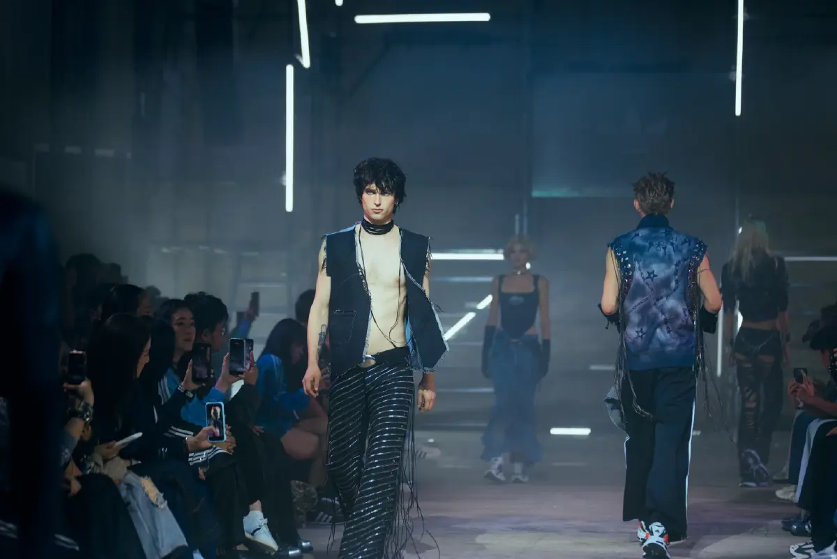 Adidas Originals พลิกวัฒนธรรมเดนิม ผ่านสตรีทแฟชั่นและตัวตนที่ไม่ตามใคร