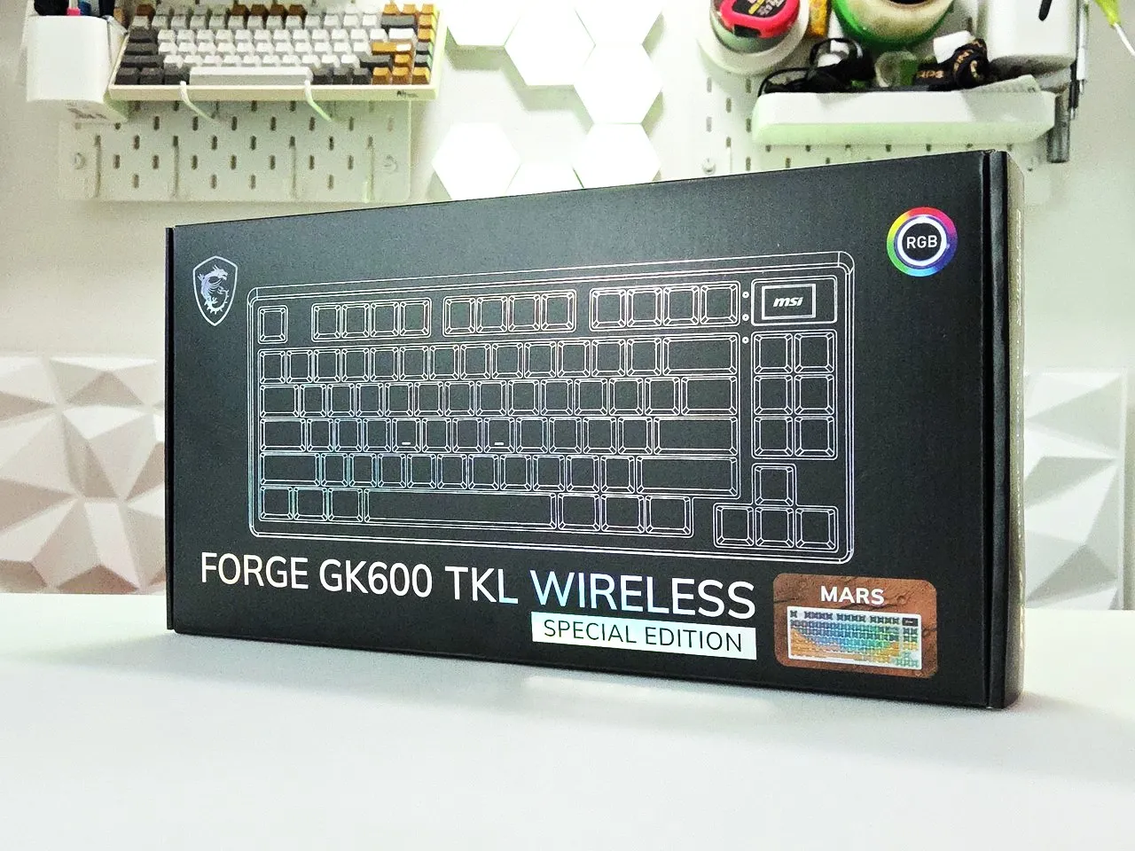 รีวิว MSI FORGE GK600 TKL Wireless MARS และเมาส์เกมมิ่ง GM340 ชุดไร้สายกะทัดรัดสำหรับสายอีสปอร์ต