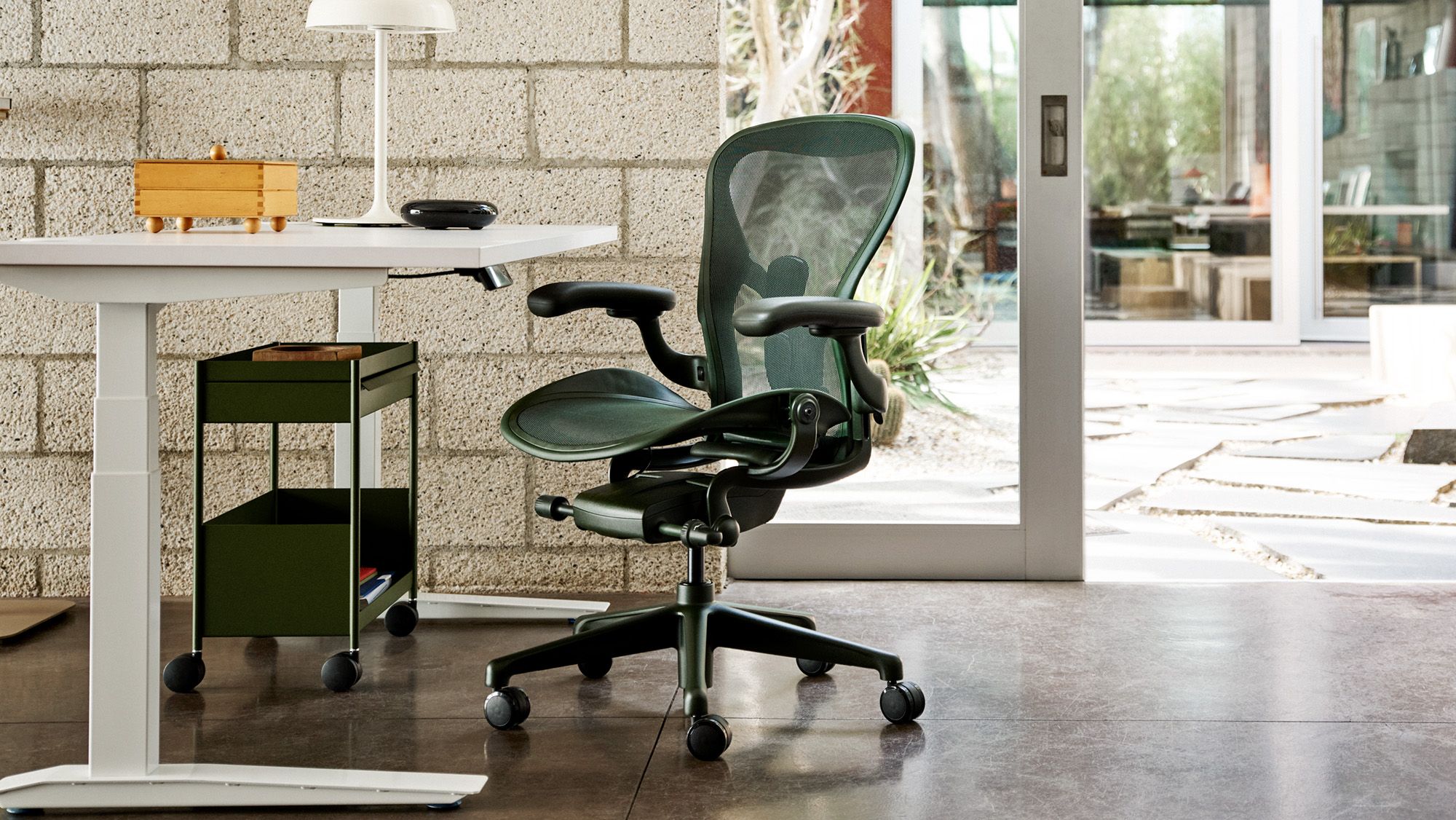 เก้าอี้ออฟฟิศ ergonomic vs เก้าอี้เกมมิง เลือกอะไรถึงนั่งสบายทั้งวัน