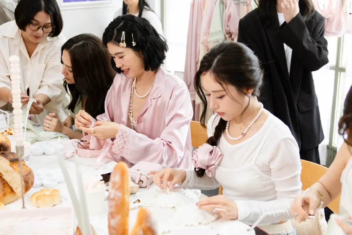 WACOAL Designed by Proud เมื่อชุดชั้นในลักชูรี่กลายเป็นแฟชั่นสตรีที่อยากอวด