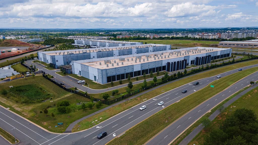ทำไม Data Center กลายเป็นคอขวดการเติบโตของ AI และ Cloud