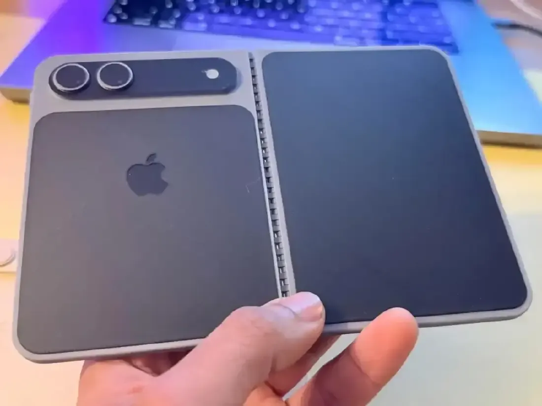 วิเคราะห์ iPhone Duo ไอโฟนจอพับรุ่นแรก ราคาแรงแต่ตั้งใจเป็นเครื่องทำงานพกพา