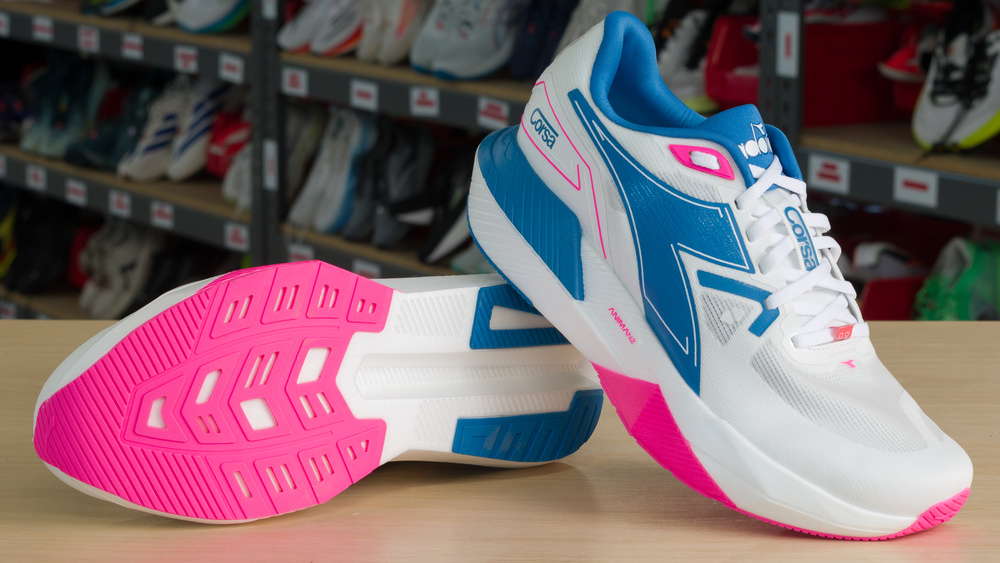 Reactfoam vs FlyteFoam Propel vs PWRRUN+ เทคโนโลยีมิดโซลรองเท้าวิ่งถนนตัวไหนใช่คุณ