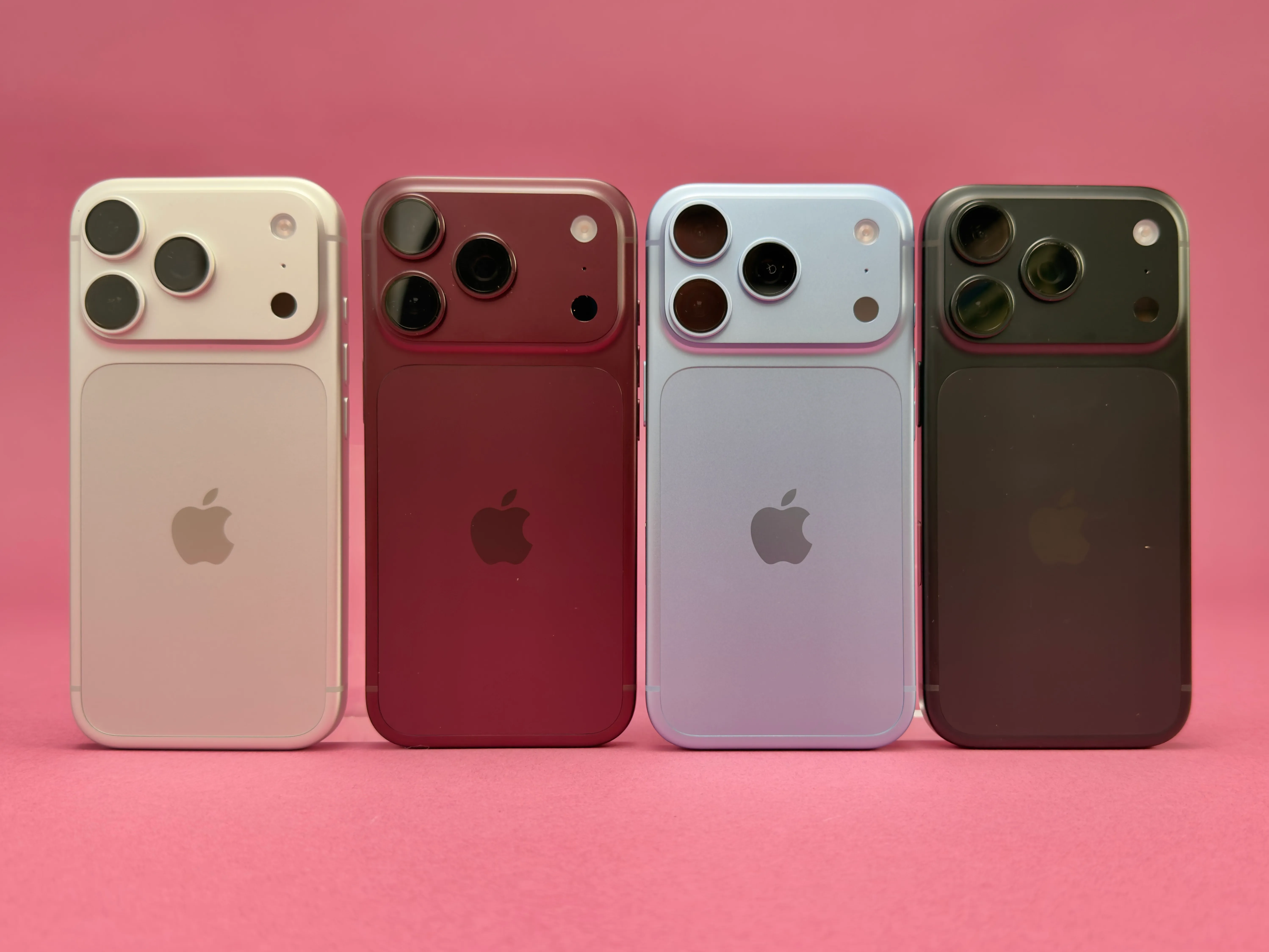 iPhone 18 Pro Max vs Galaxy S26 Ultra เลือกเรือธงรุ่นไหนคุ้มกว่าสำหรับคุณ