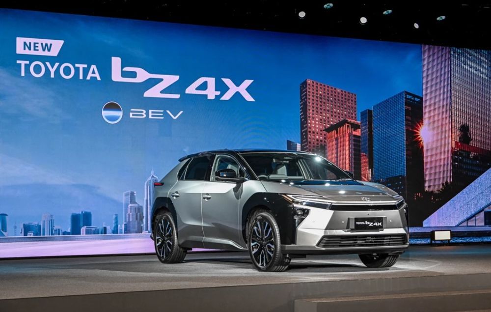 Toyota bZ4X ดอกเบี้ย 0% 84 เดือน คุ้มสุดในกลุ่ม SUV ไฟฟ้า