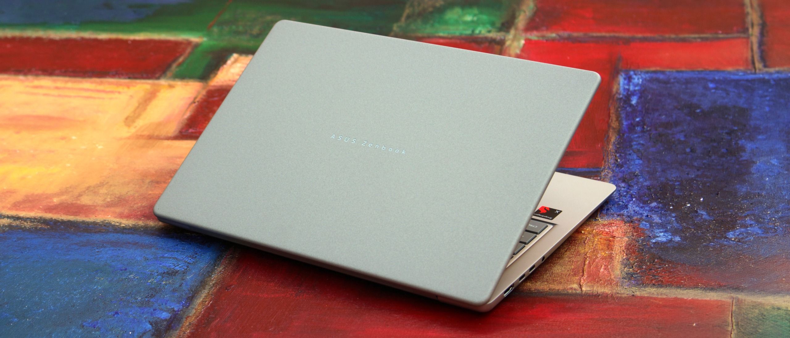 รีวิว Zenbook 14 OLED กับ Snapdragon X สำหรับสายบางเบา