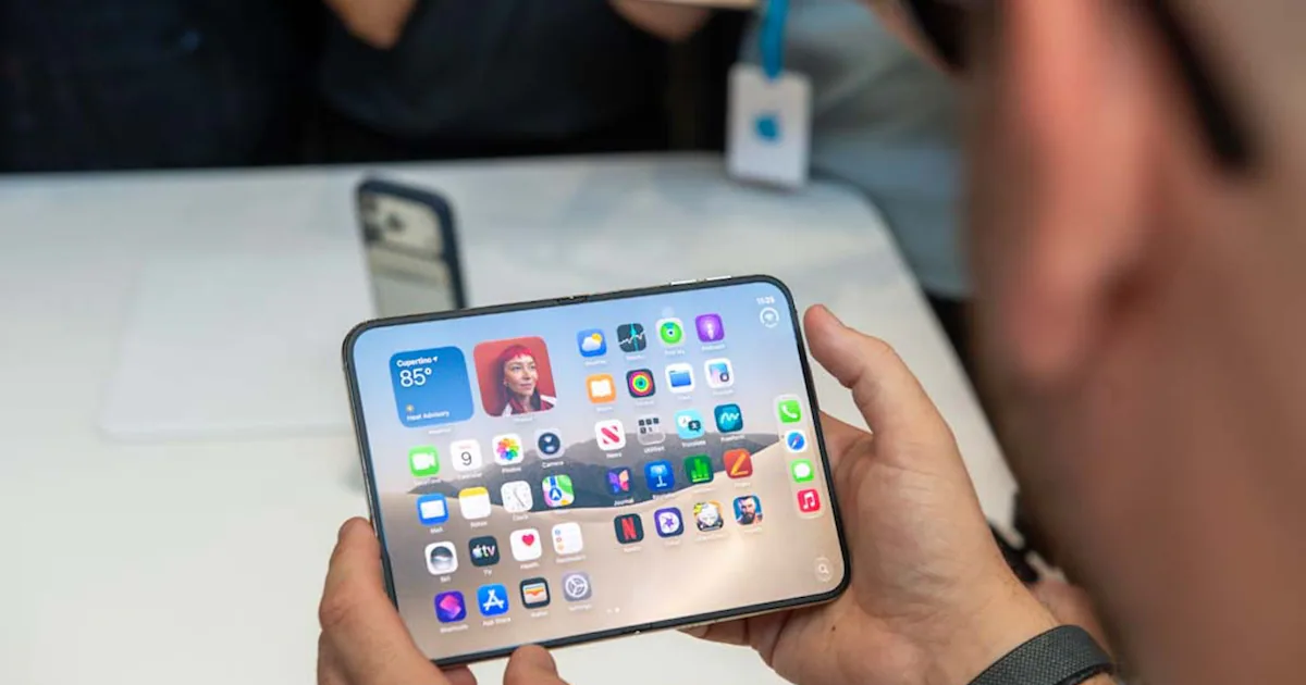 iPhone Duo foldable กับดราม่าหน้าจอด้านในมืด สิ่งที่ผู้ใช้ควรเข้าใจ