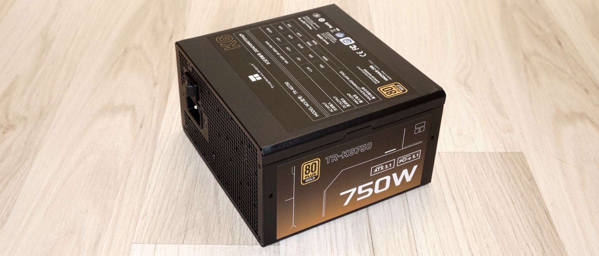 PSU ราคาถูกระดับ Gold vs Platinum เลือกอย่างไรให้คุ้มสำหรับเกมมิ่งสายกลาง