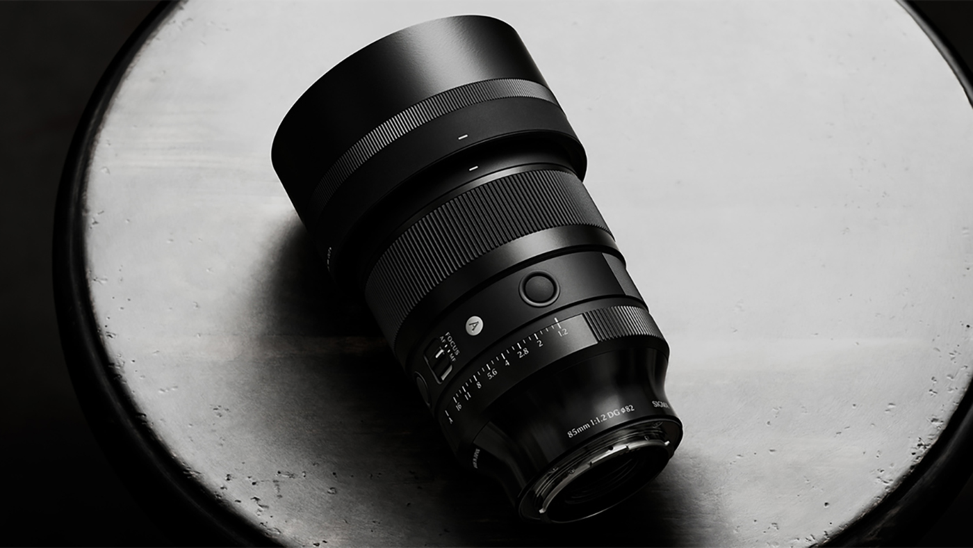 เทียบ Sigma 85mm f/1.2 DG Art กับ Canon RF 85mm f/1.2L เลนส์เพอร์ตเรตไวแสงเลือกอะไรดี