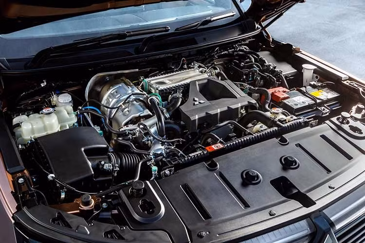 เจาะสเปก Pajero Generation 5 ดีเซล 204 แรงม้า ชิงตลาดเอสยูวีพรีเมียม