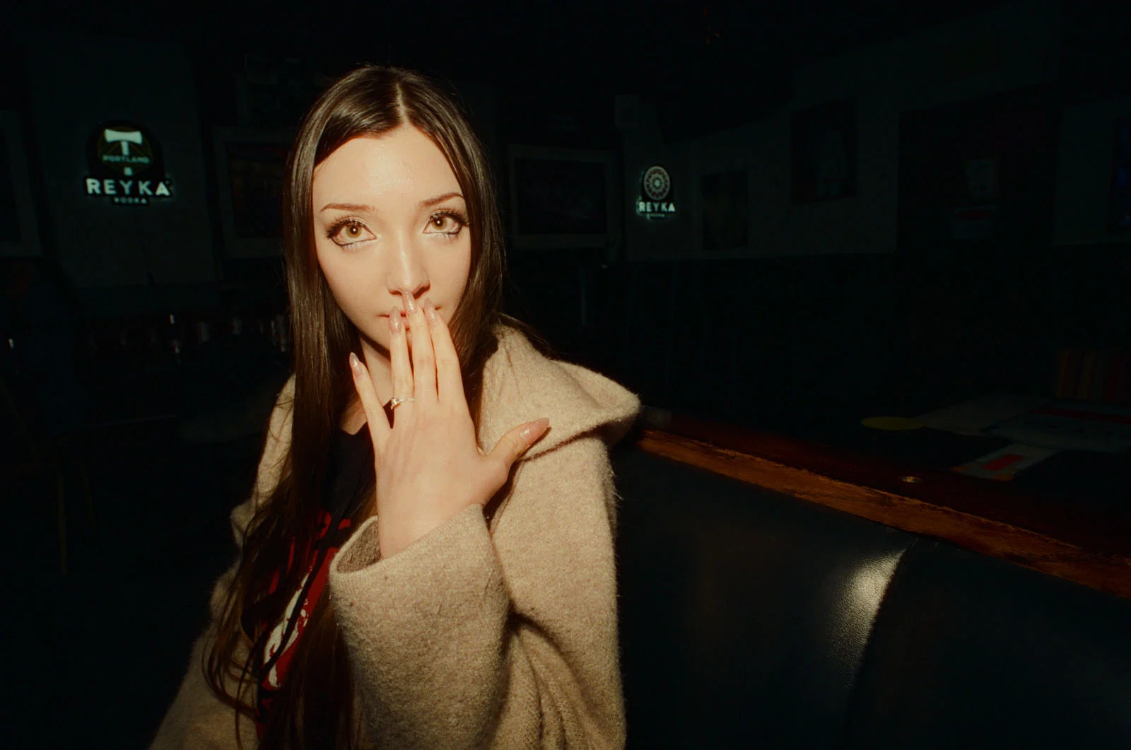 ฟิล์มสีนิชกลับมาแรง เปรียบเทียบ Lucky C400 CineStill 800T และ Washi ฟิล์มกระดาษ