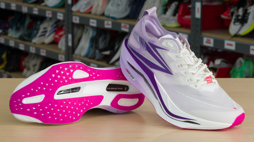 Reactfoam vs FlyteFoam Propel vs PWRRUN+ เทคโนโลยีมิดโซลรองเท้าวิ่งถนนตัวไหนใช่คุณ