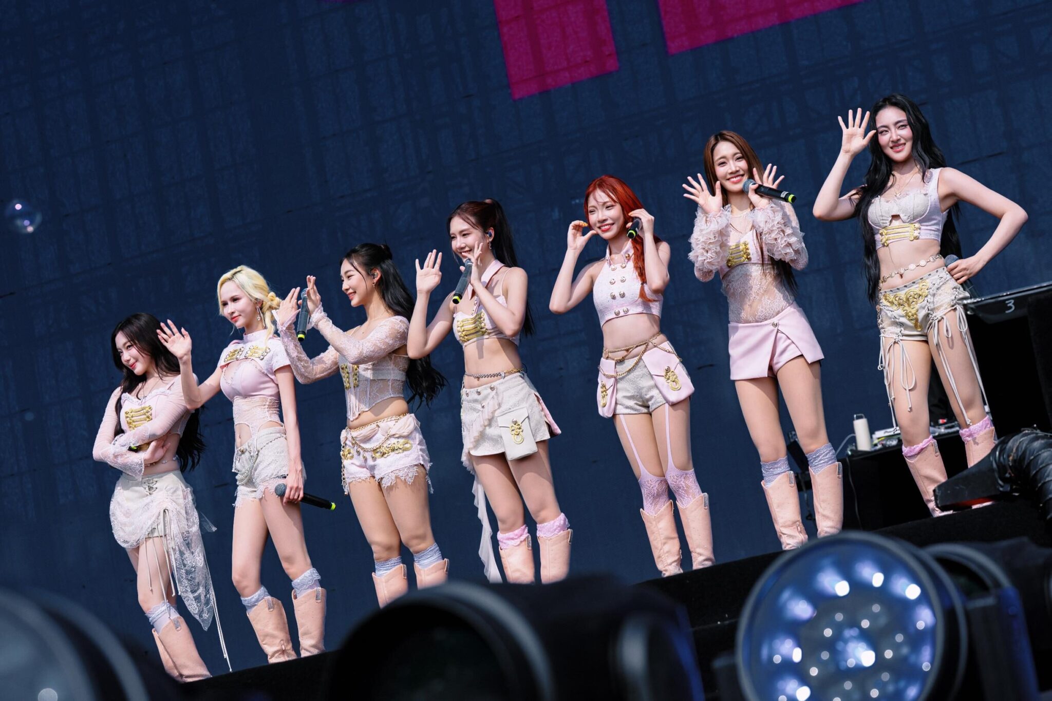 ศิลปินไทยเวทีสากล จากท้องถนนสู่เทศกาลดนตรีนานาชาติ