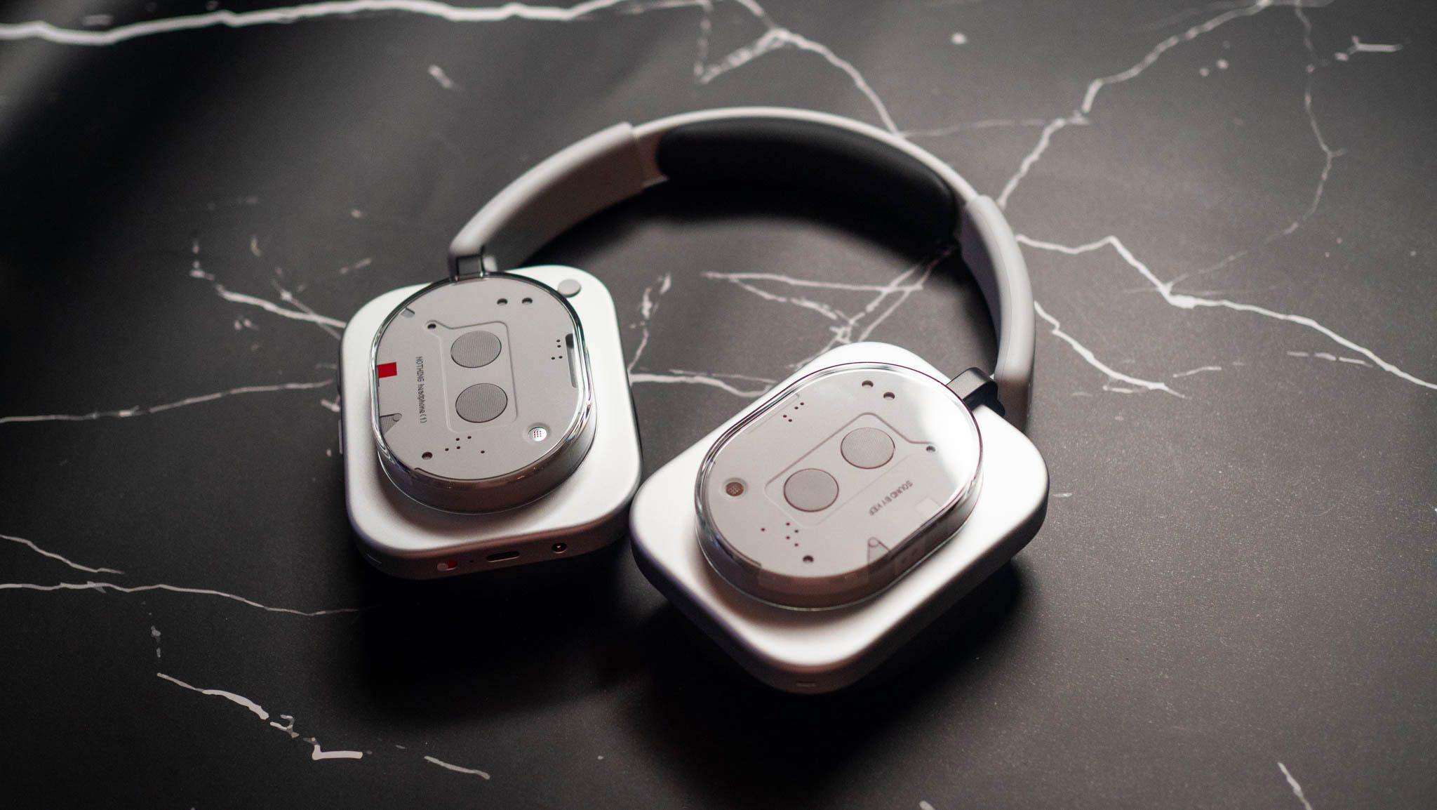 Nothing Headphone (1) Pro หูฟังพรีเมียมที่ตั้งใจชนผู้นำตลาดโดยตรง