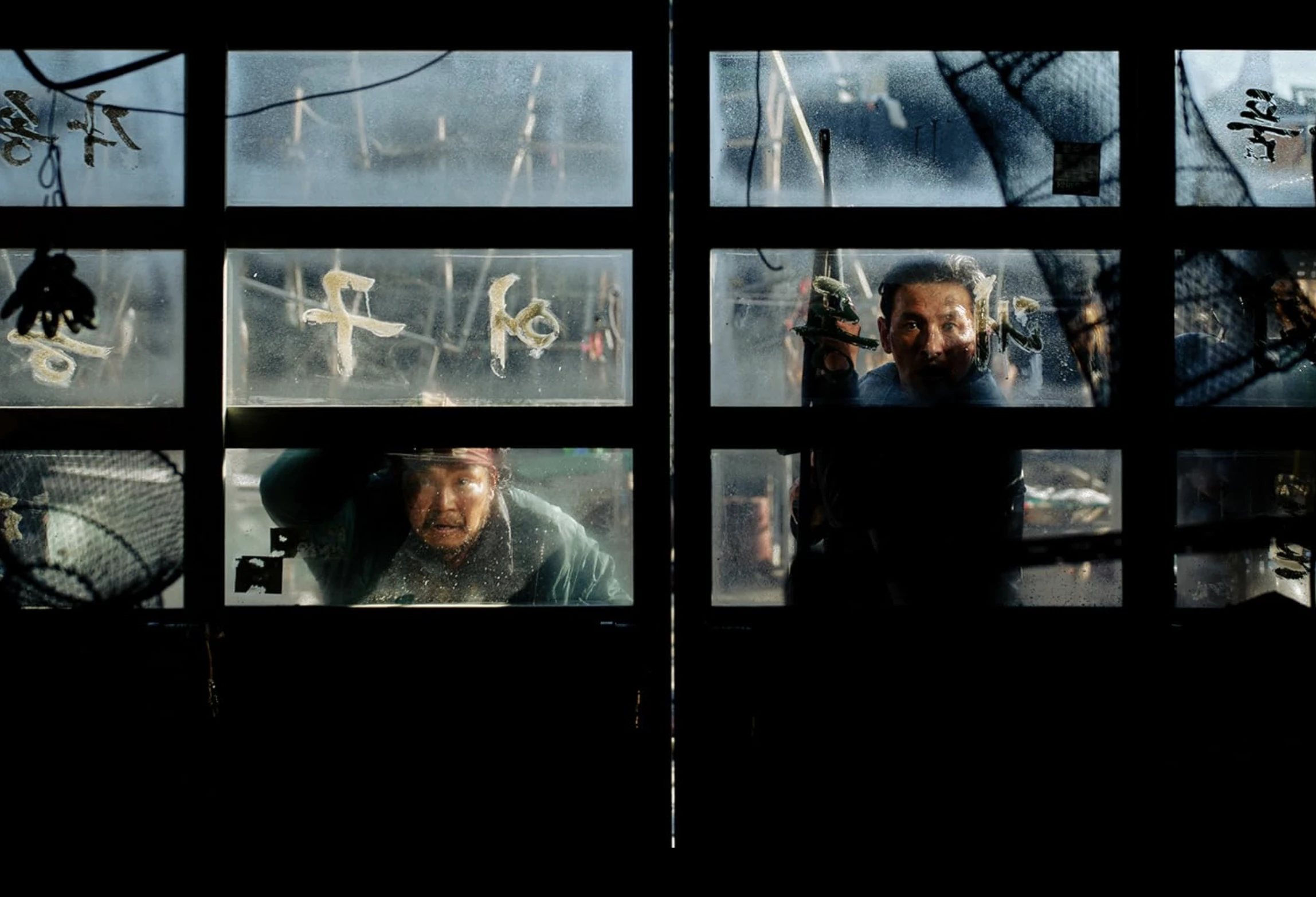 รีวิว HOPE หนังไซไฟเกาหลีที่พลิกภาพเอเลี่ยนบุกโลกด้วยคำถามต่อมนุษย์และรัฐ