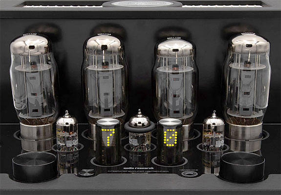 แอมพลิฟายเออร์หลอดคว้ารางวัลใหญ่ นำโดย Audio Research I/70