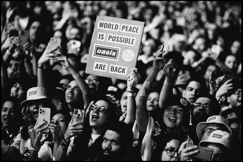จาก 3 วันบนจอใหญ่สู่เหตุการณ์ร็อกครั้งใหญ่: ทำไมสารคดี Oasis ถึงกลายเป็นปรากฏการณ์